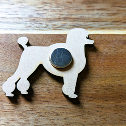 犬型の木製マグネット（３つセット） 2枚目の画像