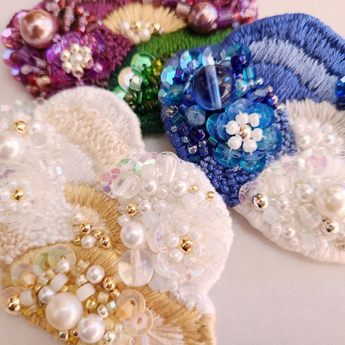 173 ブローチシリーズリスちゃん　ハンドメイドアクセサリー　フリーリング 173 ブローチシリーズリスちゃん ハンドメイドアクセサリー フリー