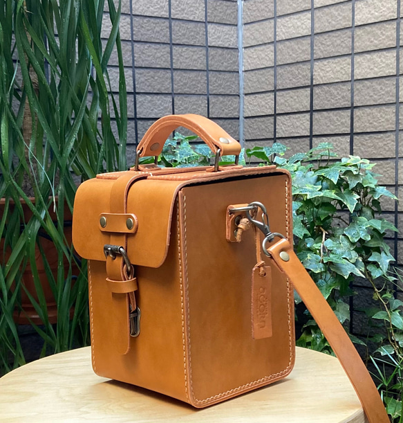 ショルダーバック　レザークラフト　ハンドメイド　ヌメ革　キャメル 楽天市場】ショルダーバッグ 本革 キャメル ヌメ革 ハンドメイド