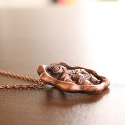 封蝋・シーリング風　遮光器土偶ネックレス　（659-800/純銅製） 5枚目の画像