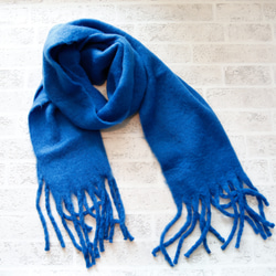 色が選べる ５色展開 ふわもこ素材のオーバーサイズドマフラー ギフトにも ワントーンコーデのアクセントにも◎ 3枚目の画像