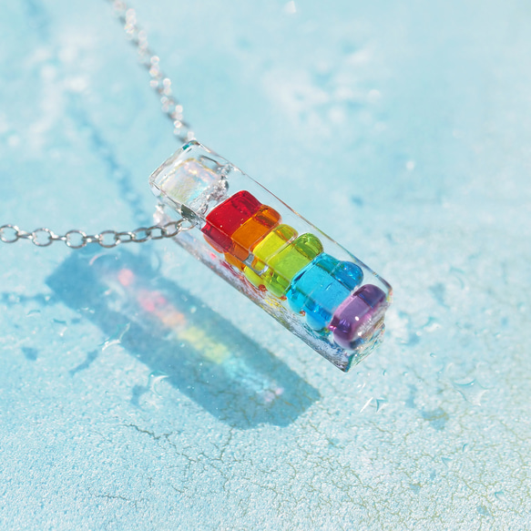 發光彩虹色玻璃「Rainbow [Petit]」項鍊 [棉繩，925 銀可選] [定制] &lt;&lt;免運費&gt;&gt; 第1張的照片