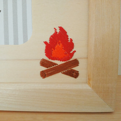 焚き火の木刺繍フォトフレーム 2枚目の画像