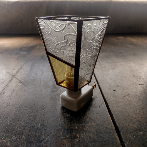 na、 昭和型板ガラス、 スタンド、 無垢材、型板ガラス na、 昭和型板ガラス、 スタンド、 無垢材、型板ガラス na、 昭和型