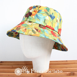 花柄のハット<つばの長さ8㎝>　春夏　オールシーズン　帽子　紫外線対策　ファッション　おでかけ　アウトドア　キャンプ 1枚目の画像