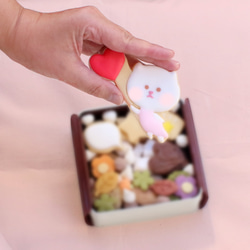 ♡『白ネコまりもちゃん』のバレンタイン大作戦♡(クッキー缶) 7枚目の画像