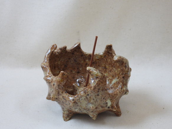 ナチュラルカラー(棘棘)香立て付き陶製ボウル 6枚目の画像