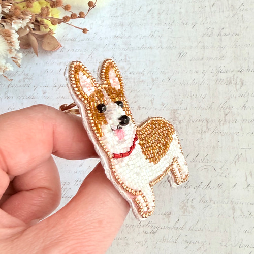 2way】ビーズ刺繍のうちの子バッグチャーム&ブローチ・コーギー バッグ