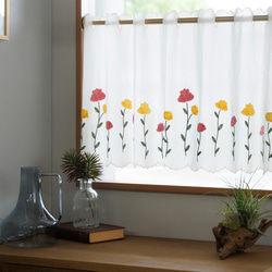 リッチな刺繍のあるアンティーク風カフェカーテン ヴィンテージ 小窓