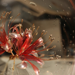 彼岸花 -赤- 簪  ディップアート アメリカンフラワー  可愛い 透明感 着物 浴衣 和装 和服 卒業式　推し活 12枚目の画像