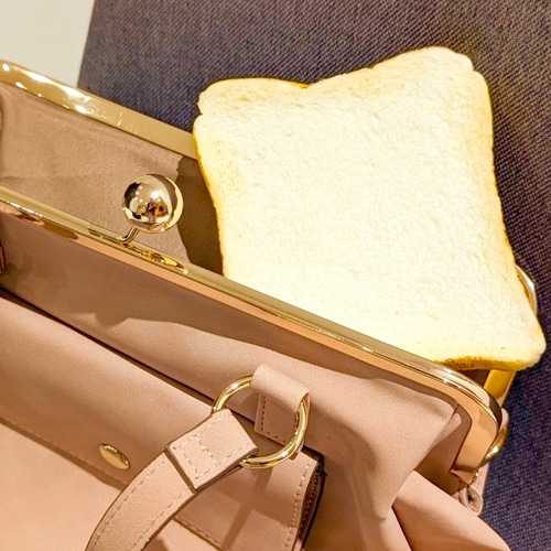 4ヶ月待ち】食パンパスケース パスケース・定期入れ kanapei 通販