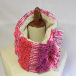 さをり織り　★手織りのネックウォーマー★  さおり織り　ピンク　一点物　ユニーク　個性的　 1枚目の画像