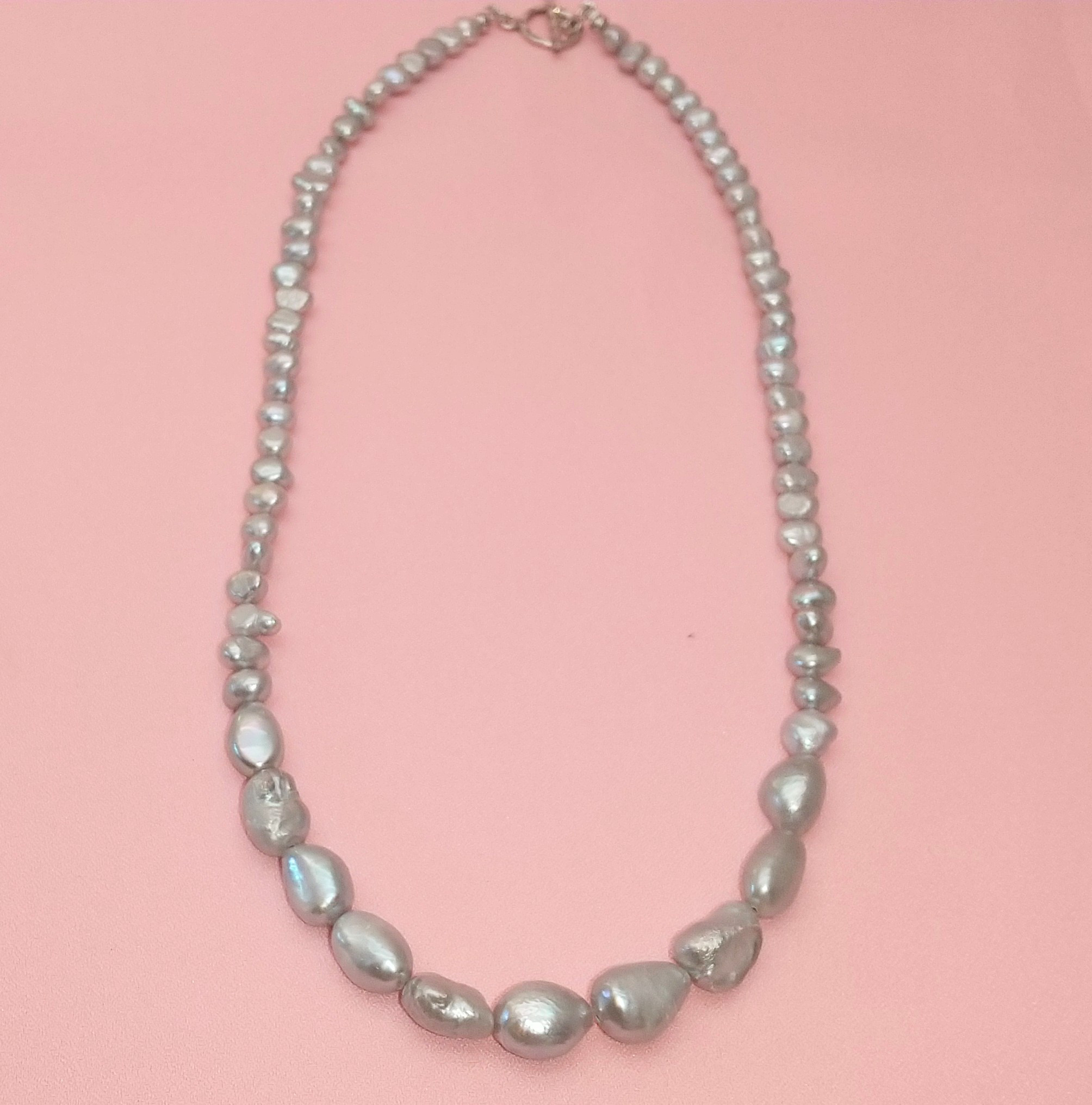 ＊天然石＊  優しい雰囲気漂うネックレス