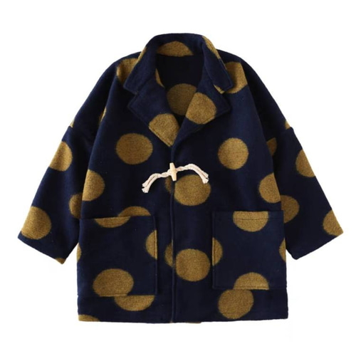 ※【最終価格】pierre cardin 大きなボタン使用立ち衿風ドット柄コート 楽天市場】pierre cardin ピエールカルダン（コート・ジャケット