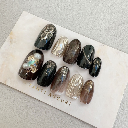 ニュアンスネイル キラキラ ぷっくり 秋ネイル 秋 ネイルチップ ハンドメイド キラキラぷっくりぶどうネイル ネイルチップ（つけ爪） nail-colore