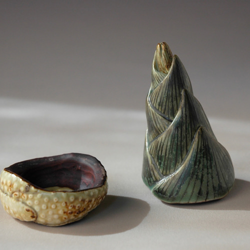 蔵出し・未使用】昭和期 香港製｜紫檀 筍意匠小物入れ｜縁起物・工芸美