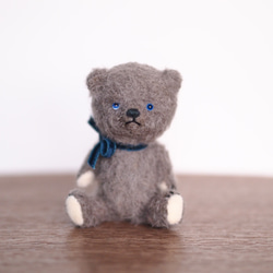 グレーのちいさなくまさん ぬいぐるみ Bear attic 通販 16741337