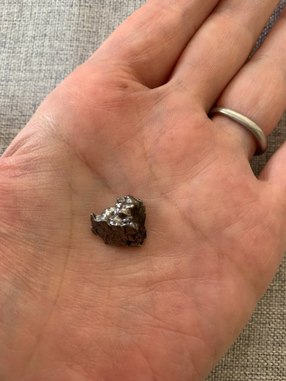 初めての隕石✨カンポ　デル　シエロ　数ある中から　貴方様に必要な隕石を鑑定しお届けします 6枚目の画像
