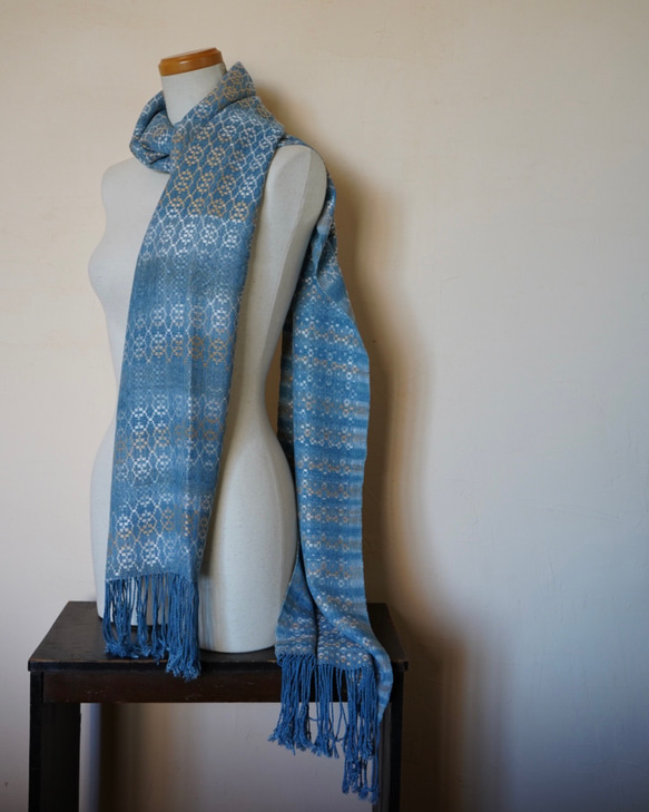 世界に1枚だけ！オーガニックコットン天然100%　手織り藍染めストール 3枚目の画像