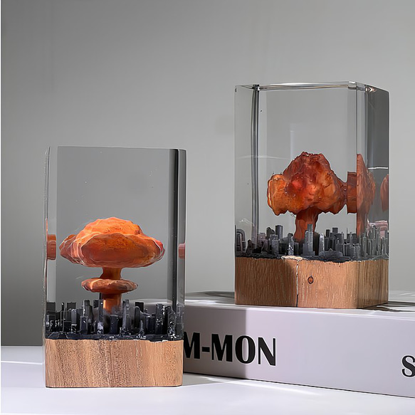 オッペンハイマー原子爆弾の爆発シーン | 創造的な手作りの装飾ランプ 2枚目の画像