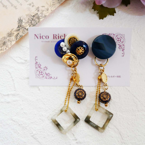 ピアス/イヤリング ボタンアクセサリー 2WAY アシンメトリー ピアス/イヤリング ボタンアクセサリー 2WAY アシンメトリー
