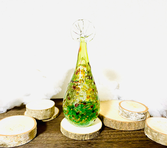 クリスマスツリーのガラススノードーム 2枚目の画像