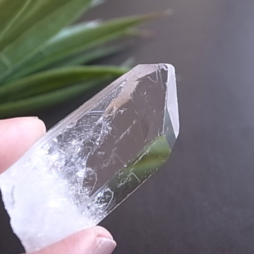 モンドクォーツ タンザニア産 ポイント 26g クリスタル水晶 天然石