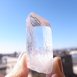 タンザニア産 2022年産出モンドスモーキークォーツ アイスクリスタル 楽天市場】モンドクォーツエレスチャル 原石 タンザニア産 【 一点もの