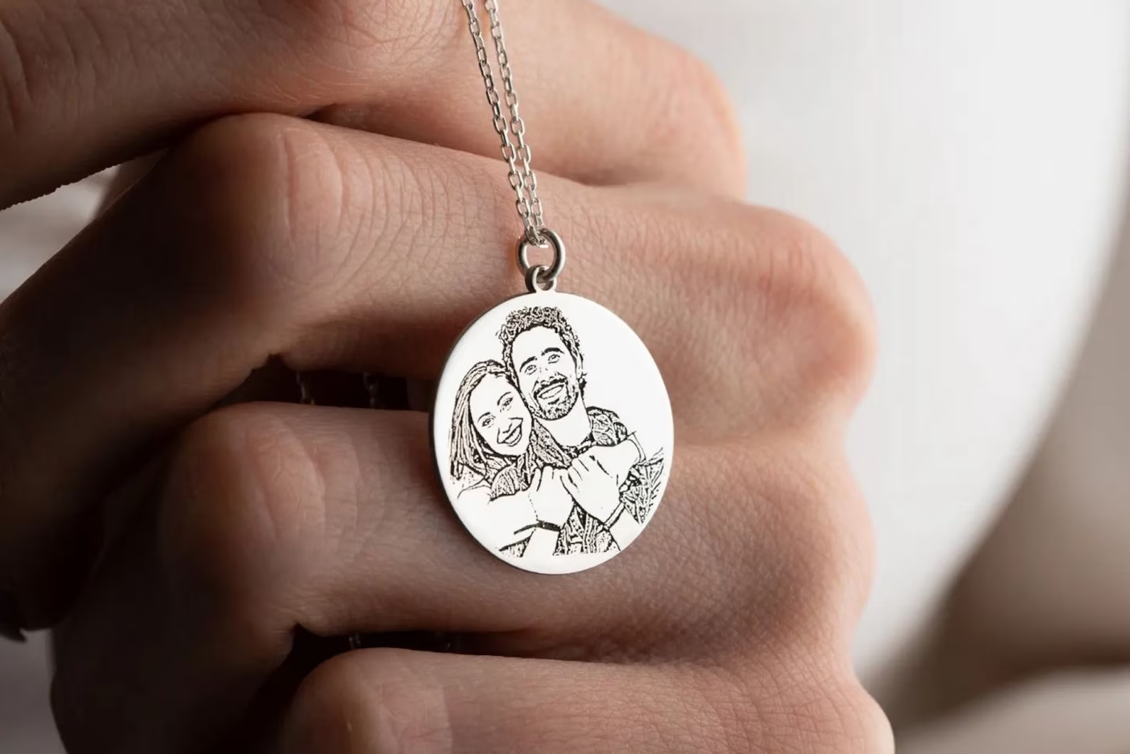 オーダーメイド 名入れネックレス 名前ネックレス肖像画 ネームネックレス似顔絵 カスタムネックレス 夫婦周年記念日