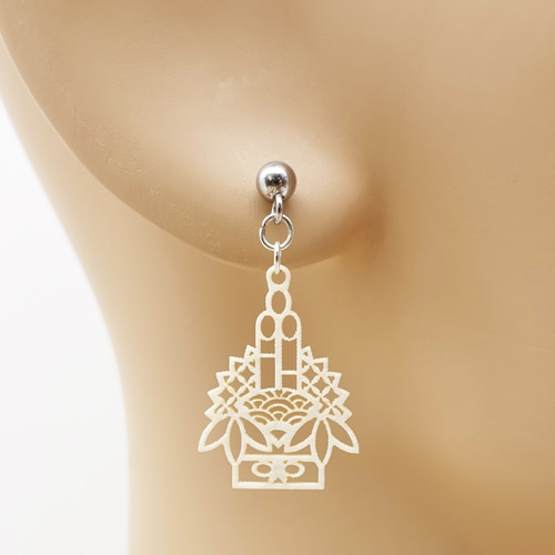 門松と四季 Ω 気分が上がる魔法のスイッチ Ω ピアス Ω イヤリング