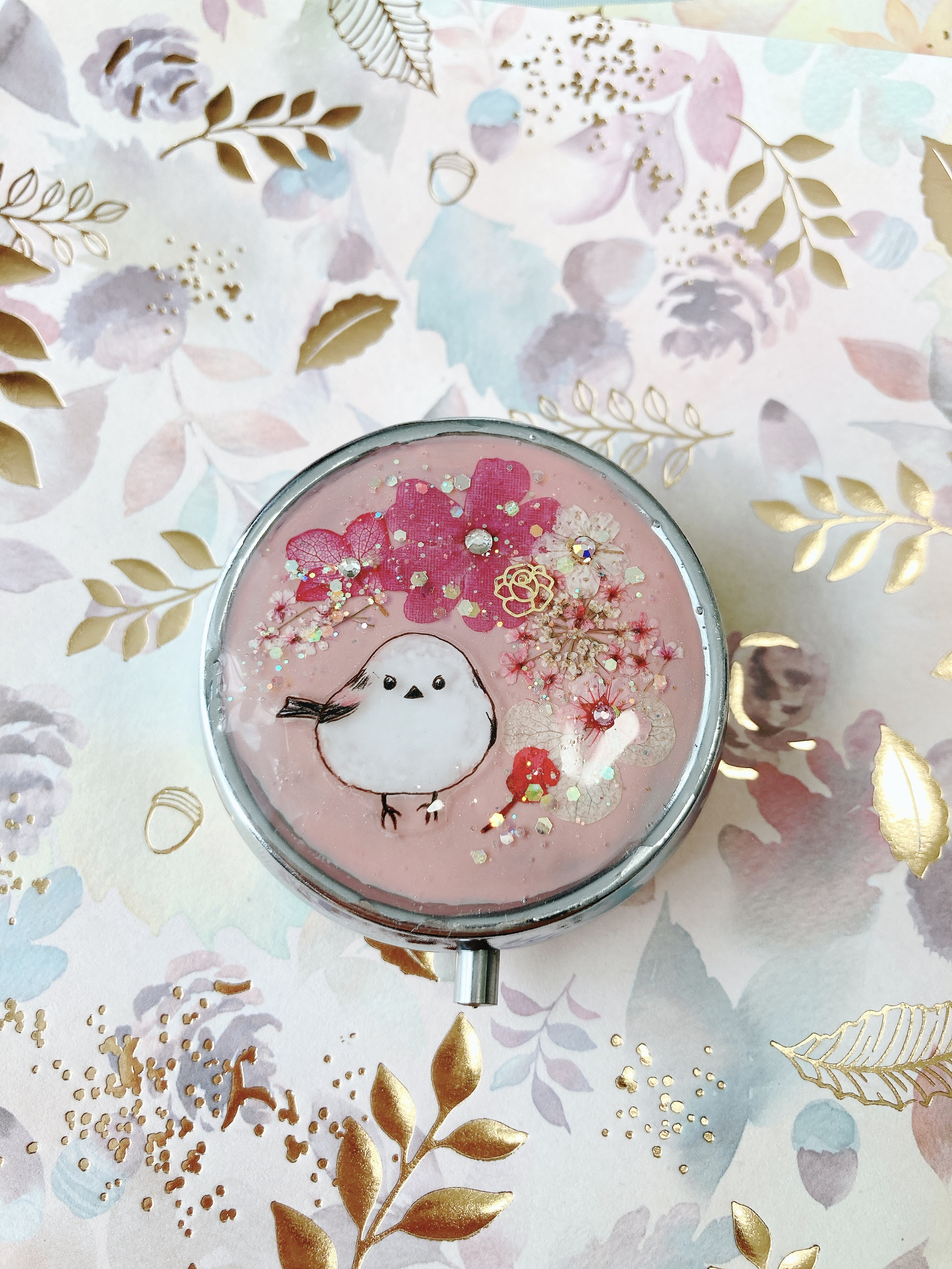 シマエナガ❁⃘*.゜レジンクリームケース シマエナガ❁⃘*.゜レジンクリームケース