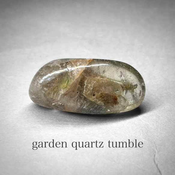 garden quartz tumble / ガーデンクォーツタンブル 4 ( レインボーあり ) 1枚目の画像