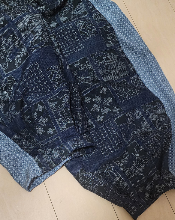 ユニセックス ボリュームのある コクーンパンツ 藍色 絹 M～Lサイズ 7枚目の画像