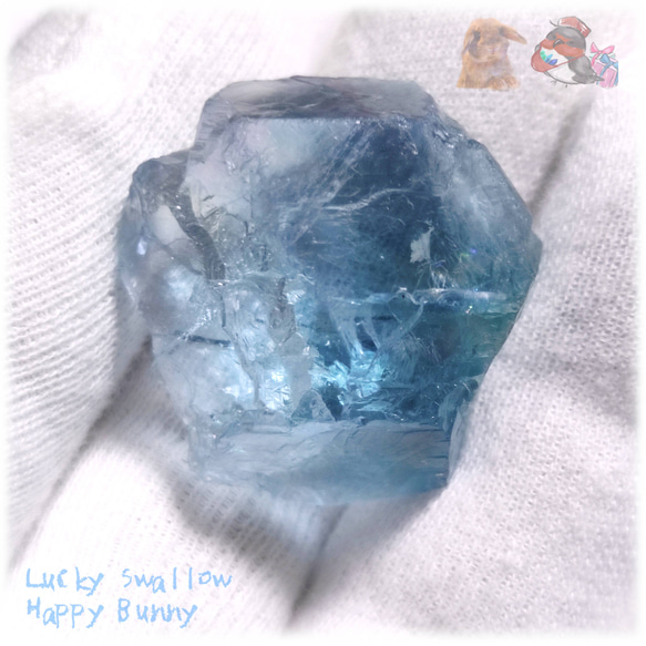 フローライト　原石　巨大結晶　美しいスカイブルー　アクアマリンカラー　虹　蛍石 フローライト原石巨大結晶美しいスカイブルーアクアマリンカラー