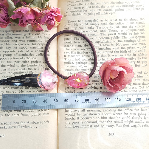 出品セール♡】A-102♡お花レジン ヘアゴム 福袋SALE 〜椿と