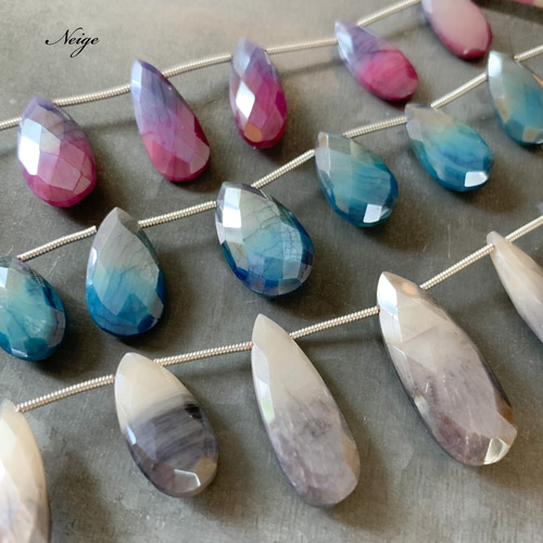 バイカラームーンストーンAA++ ペアシェイプブリオレットカット