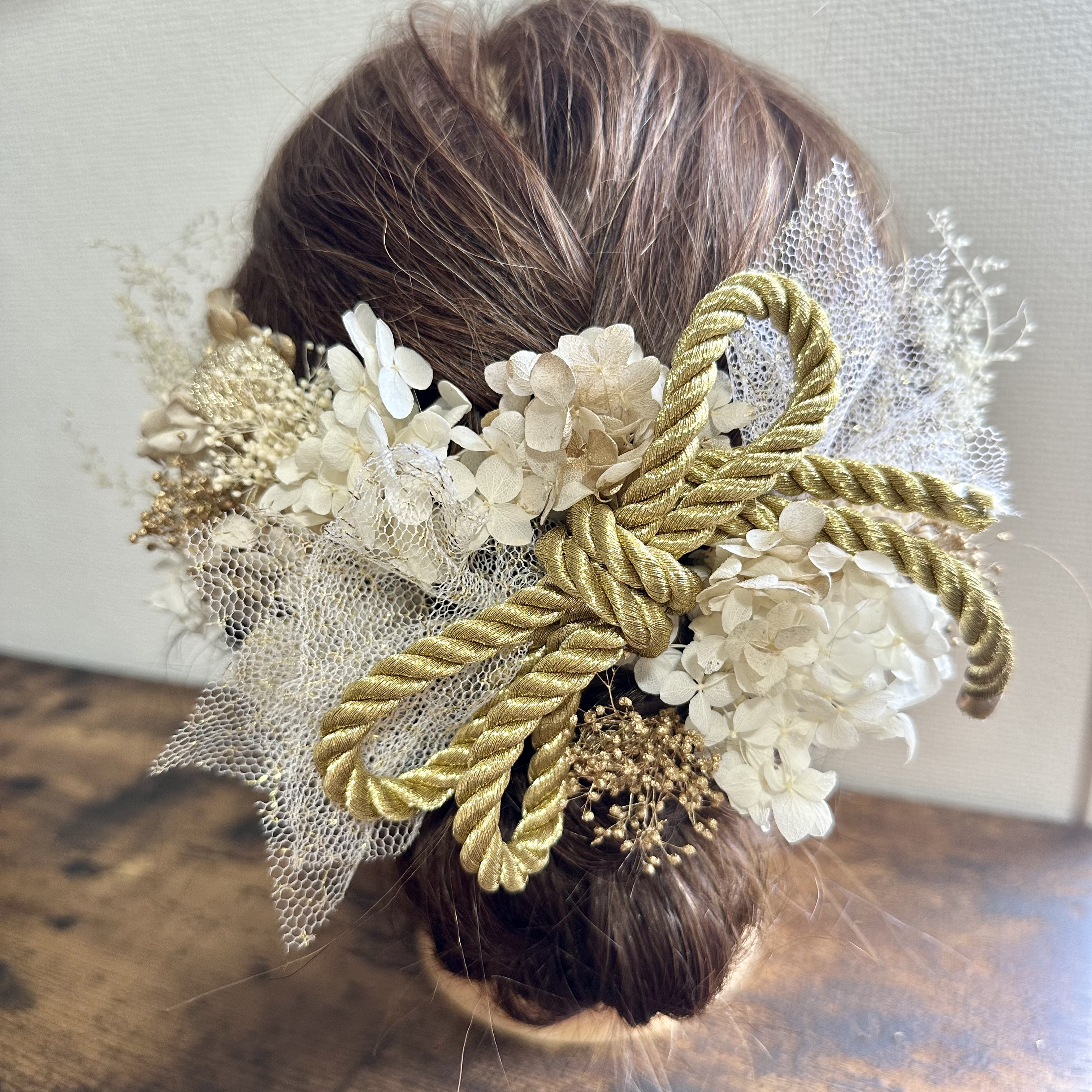 ドライフラワー髪飾り ヘッドパーツ 成人式 卒業式 結婚式 前撮り 白 振袖ヘア 袴ヘア ウェディング