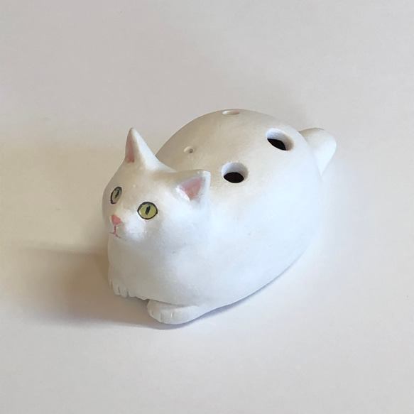 ネコリナ (猫のオカリナ)/hako/白　猫グッズ　猫雑貨　白猫　オカリナ 1枚目の画像