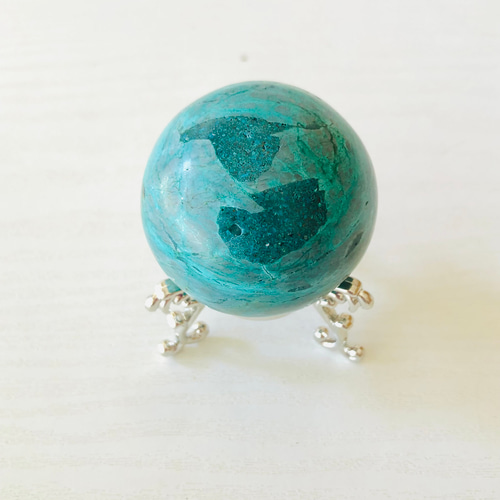 幸運と繁栄の象徴！クリソコラの丸玉(50mm) 天然石 虹色の星 通販