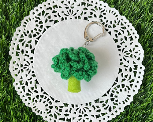 小*1様 ブロッコリーくんのキーホルダー〇 編みぐるみ ブロッコリーくんの編みぐるみキーホルダー〇 - メルカリ
