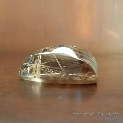 ルチルクオーツ 71.44カラット 大きなルース 天然石 mineral de lapin
