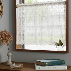 78本もの筬が編み上げる芸術的なカフェカーテン「シャンパン」 小窓