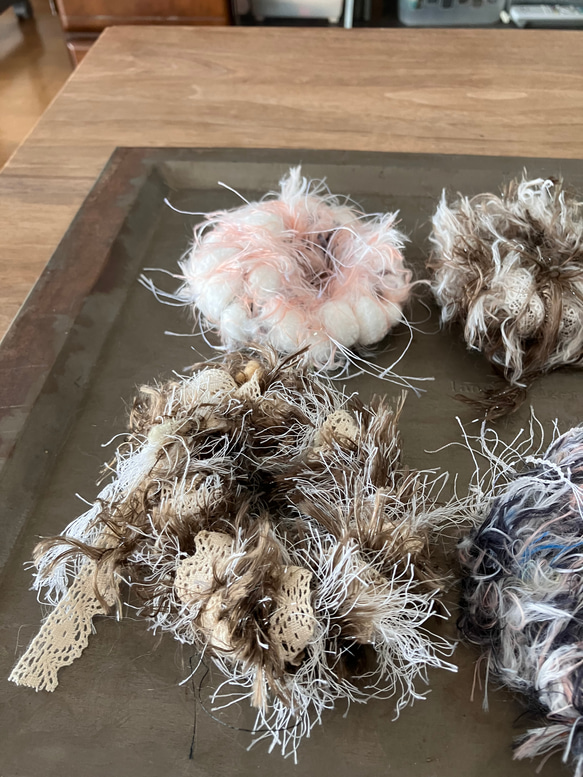 毛糸のシュシュ　６個セット　福袋② 3枚目の画像
