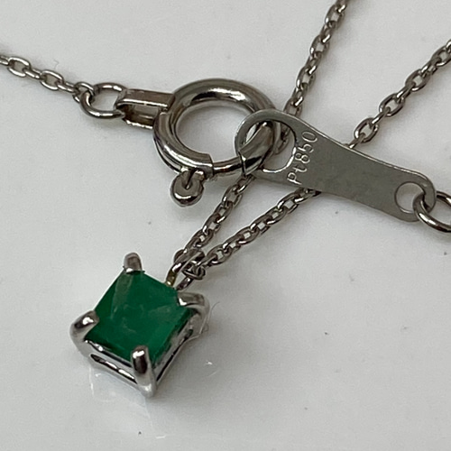 pt900 pt850 天然エメラルド 0.13ct ネックレス ネックレス 