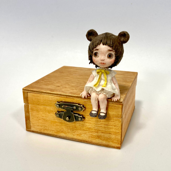 KuKuBeA(くくべあ)＆黄色のドールハウス　和紙人形 9枚目の画像