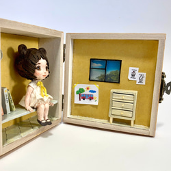 KuKuBeA(くくべあ)＆黄色のドールハウス　和紙人形 3枚目の画像