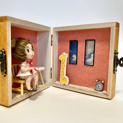 KuKuBeA(くくべあ)＆ピンクのドールハウス　和紙人形 3枚目の画像