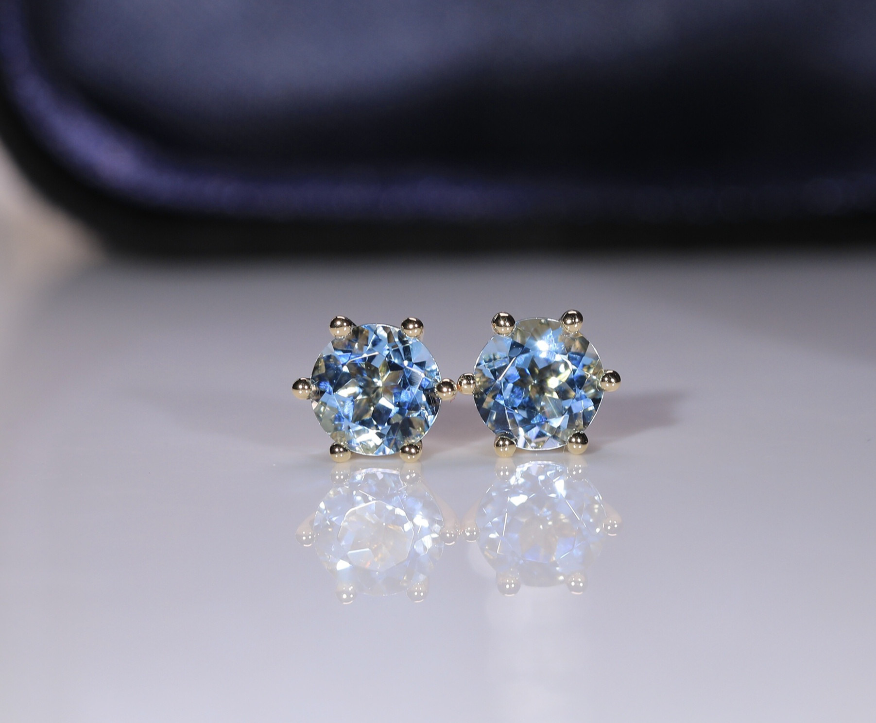 【週末限定値下げ】Baccarat ミニメディチ ピアス アクアマリン