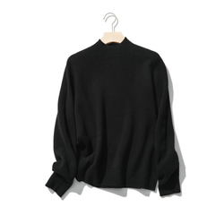 品質很好，因為它接觸到您裸露的皮膚。 100% 羊毛針織接縫蕾絲結構瓶頸 231016 第15張的照片