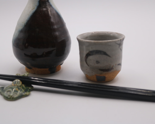 絵唐津ぐい呑み（作品番号G-039） おちょこ・ぐい呑み・徳利 森の丘陶